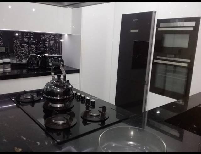 3 BEDROOM APARTMENT FOR SALE IN NORTH BEACH